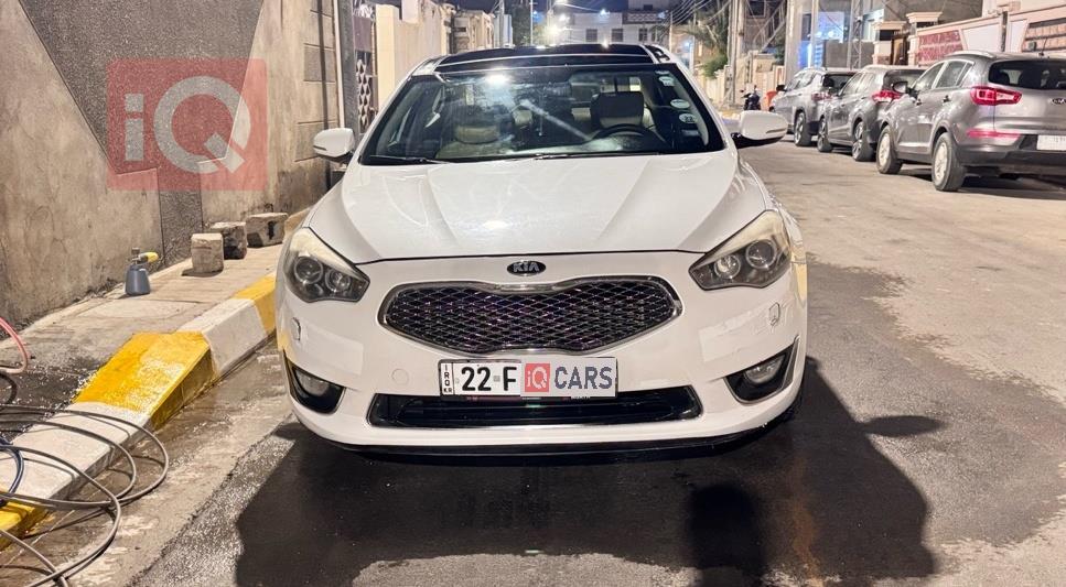 كيا كادينزا